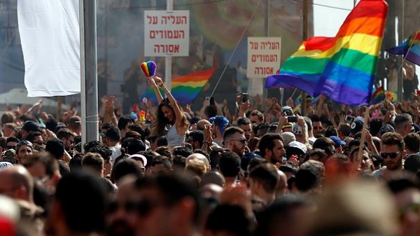 Haber | Tel Avivdeki onur yryne 200 bin ecinsel katld